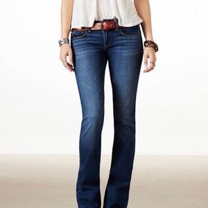 AMERICAN EAGLE “Artist Stretch” flare jeans